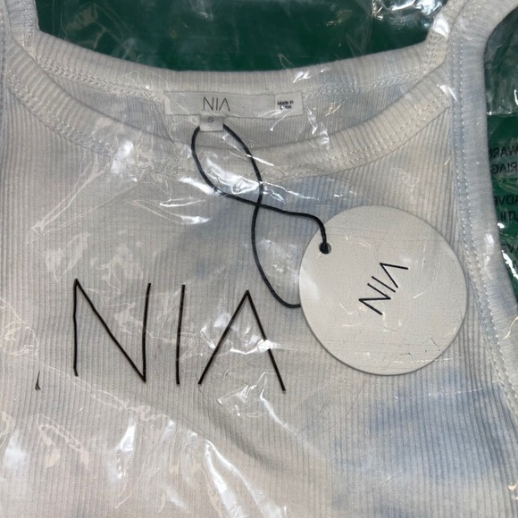 NIA The Brand Women White Blue Tie Dye Ribbed Cropped Tank Top New Size S - Picture 4 of 5